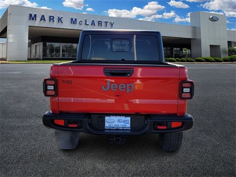 Used 2020 Jeep Gladiator Rubicon w/ Uconnect 4C Nav & Sound Group image 4