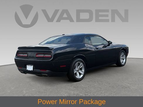 Used 2023 Dodge Challenger SXT RWD image 5