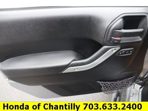 Used 2013 Jeep Wrangler Unlimited Sahara w/ Connectivity Group image 18