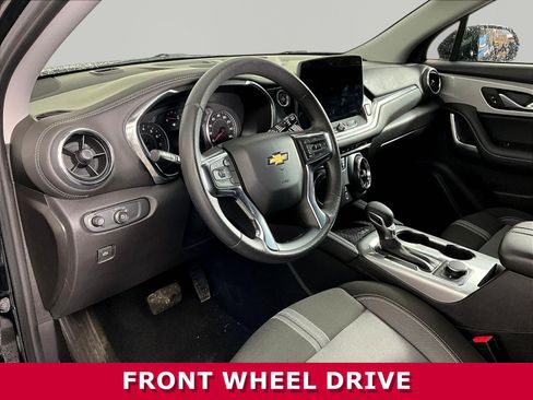 Used 2024 Chevrolet Blazer LT w/ Convenience Package FWD image 15