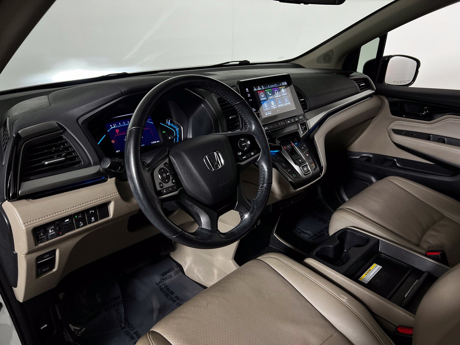 Used 2020 Honda Odyssey Elite image 12