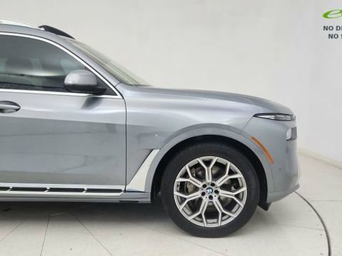Used 2025 BMW X7 xDrive40i AWD/4WD image 7