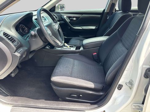 Used 2016 Nissan Altima 2.5 S w/ Power Driver Seat Package FWD image 10
