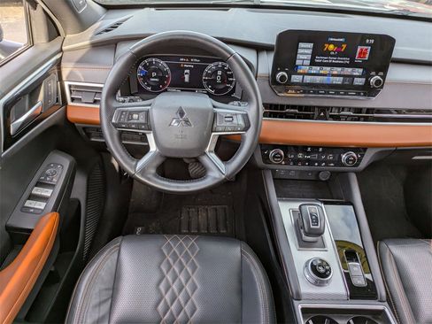 Used 2022 Mitsubishi Outlander SEL image 19