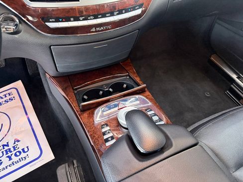 Used 2012 Mercedes-Benz S 550 4MATIC image 26