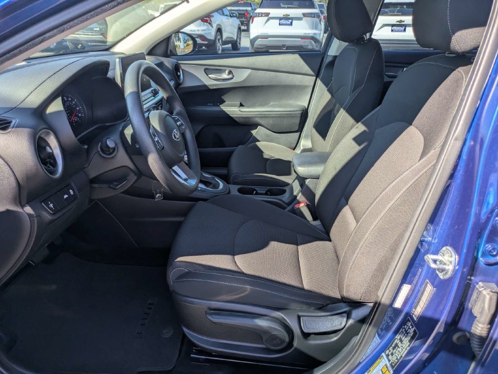 Used 2021 Kia Forte LXS FWD image 20