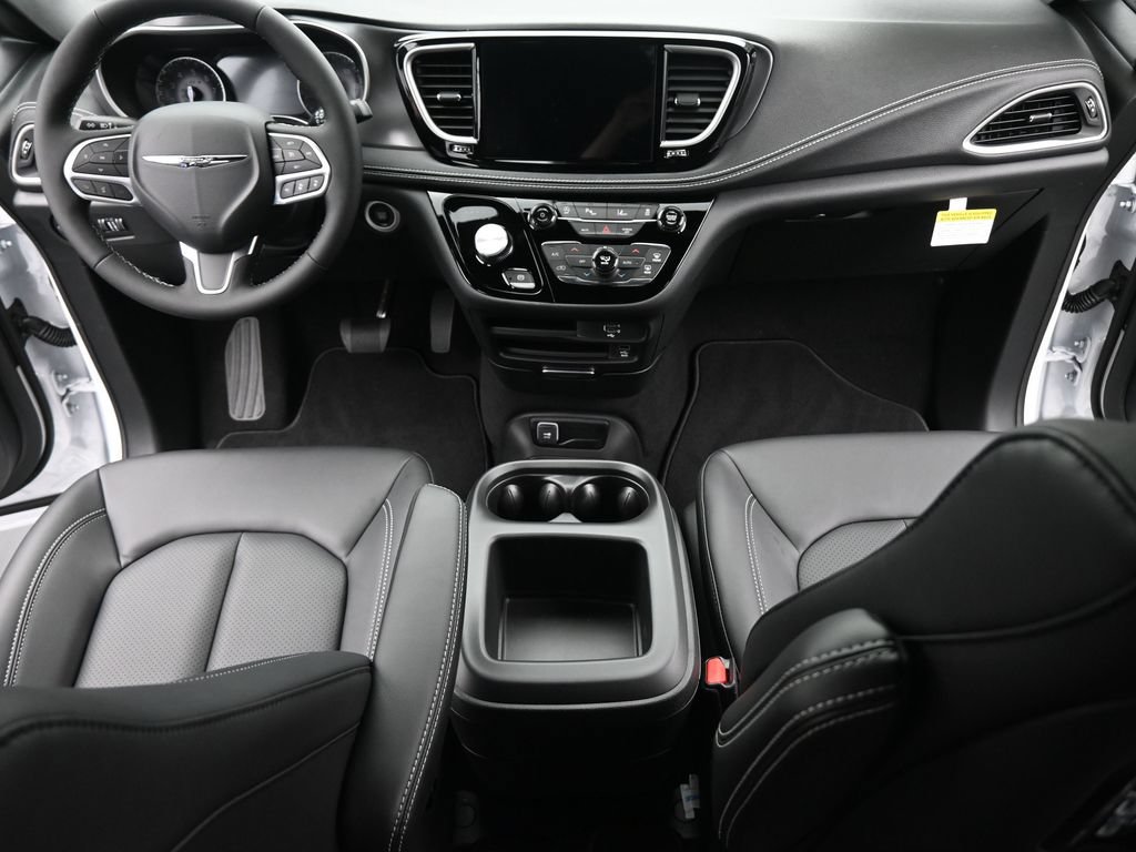 New 2026 Chrysler Pacifica Select FWD image 23