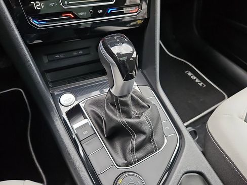 New 2026 Volkswagen Taos SE AWD/4WD image 14