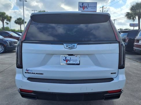 Used 2023 Cadillac Escalade Sport w/ LPO, ONYX Package AWD/4WD image 6