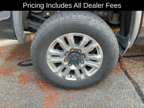Used 2019 GMC Sierra 3500 Denali w/ Duramax Plus Package AWD/4WD image 10