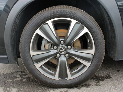 Used 2021 Lexus UX 200 w/ Accessory Package (Z1) image 38