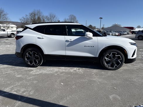 Used 2020 Chevrolet Blazer RS image 2