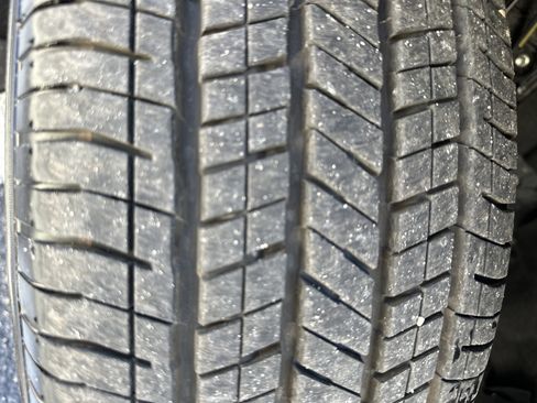 Used 2025 Toyota Sienna XLE image 8