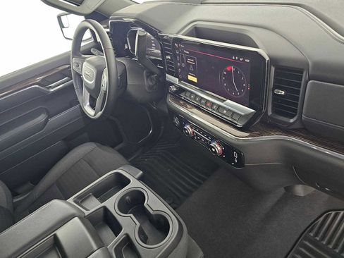 Used 2024 GMC Sierra 1500 Elevation image 11