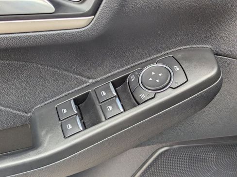 Used 2022 Ford Escape SEL image 22