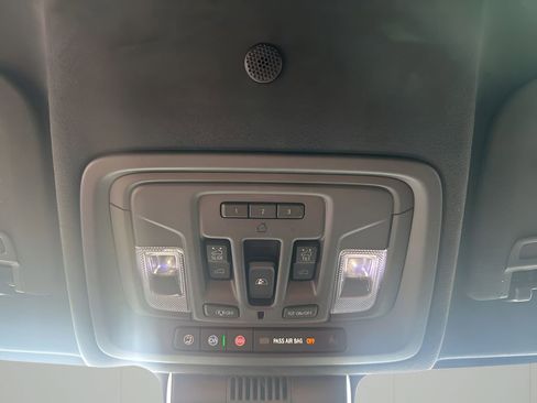 Used 2024 GMC Sierra 2500 Denali Ultimate image 35