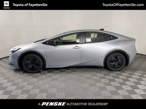 New 2026 Toyota Prius LE image 2