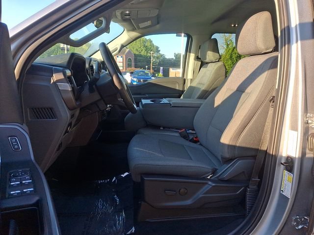 Used 2025 Ford F150 XLT w/ Equipment Group 301A Standard RWD image 13