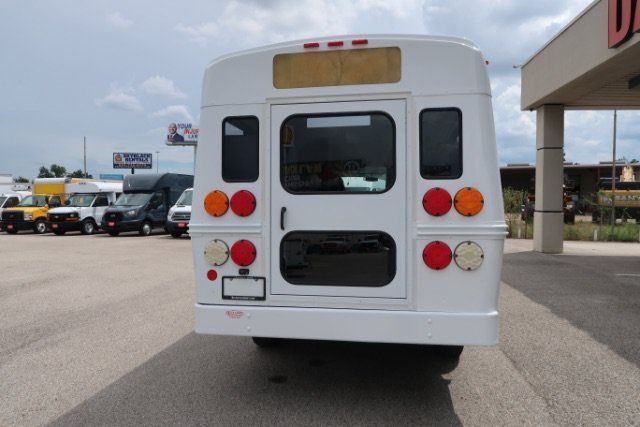 Used 2014 Chevrolet Express 3500 w/ School Bus Package RWD image 5