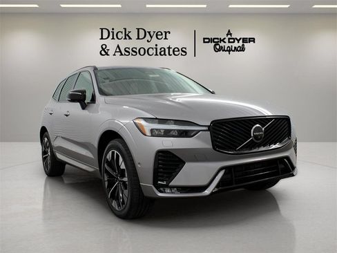Used 2026 Volvo XC60 B5 Plus w/ Protection Package Premier AWD/4WD image 10