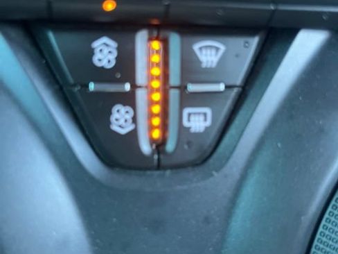 Used 2022 Chevrolet Blazer LT FWD image 20