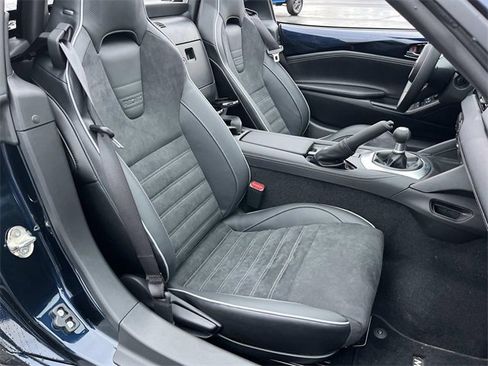 Used 2025 MAZDA MX-5 Miata RF Club image 16