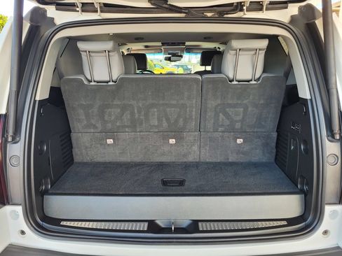 Used 2019 Chevrolet Tahoe LT AWD/4WD image 6