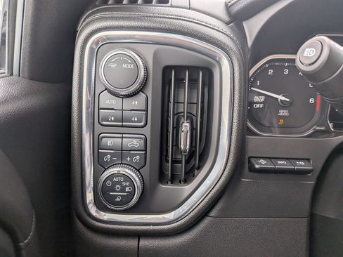 Certified 2020 GMC Sierra 1500 Denali w/ Denali Ultimate Package AWD/4WD image 17