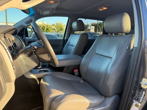 Used 2012 Toyota Sequoia Limited AWD/4WD image 7
