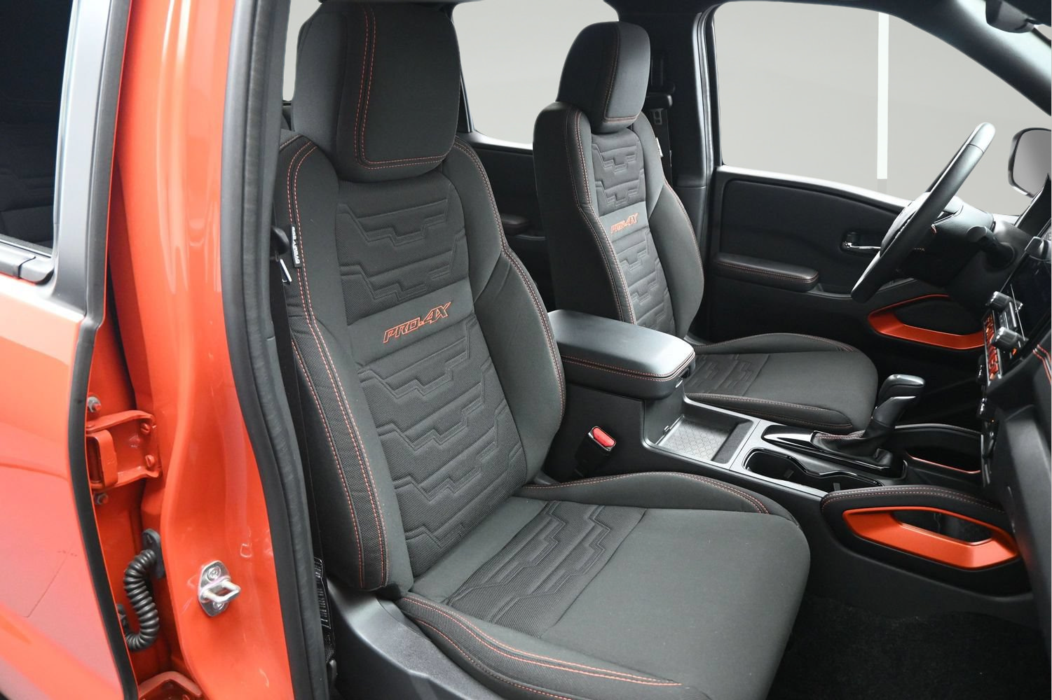 Certified 2025 Nissan Frontier PRO-4X w/ Interior Protection Package AWD/4WD image 14