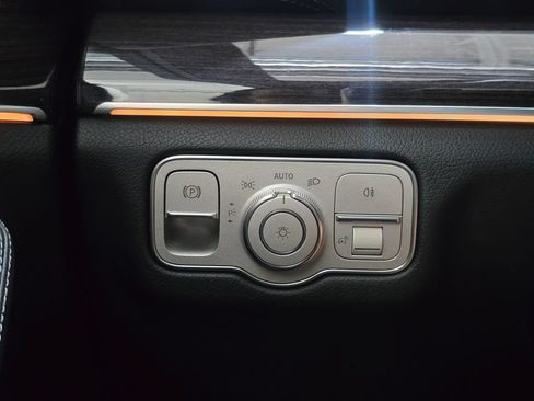 Used 2022 Mercedes-Benz GLS 450 4MATIC image 23