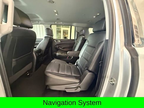 Used 2020 GMC Yukon XL Denali RWD image 2