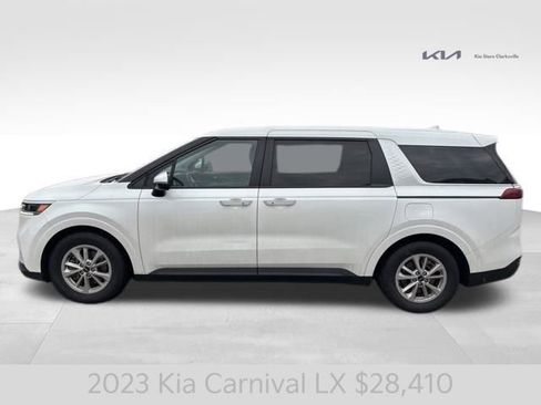 Certified 2023 Kia Carnival LX image 4