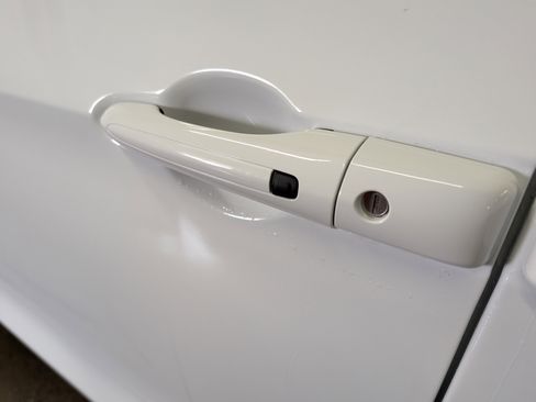 New 2026 Chrysler Pacifica Select image 13