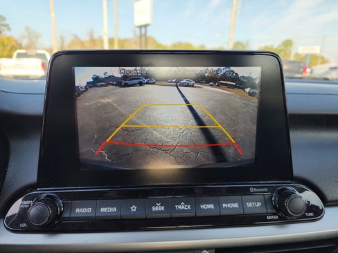 Used 2019 Kia Forte LXS image 19