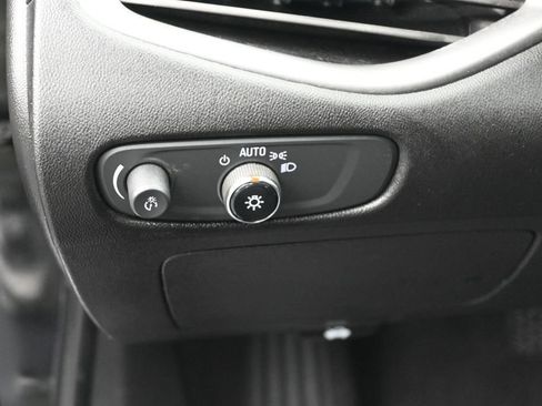 Used 2022 Chevrolet Malibu RS FWD image 17