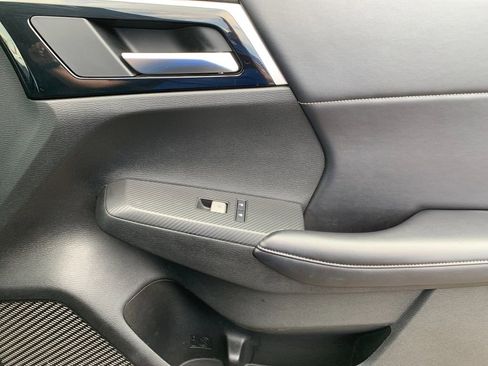 Used 2023 Mitsubishi Outlander SE image 22