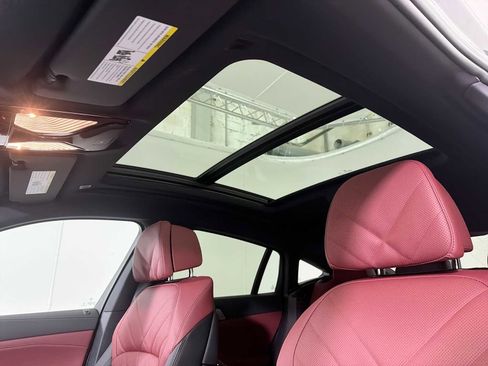 New 2026 BMW X6 xDrive40i image 16