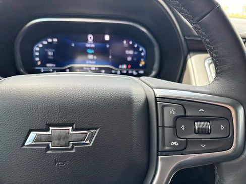 Used 2022 Chevrolet Tahoe Z71 w/ Z71 Off-Road Package AWD/4WD image 29