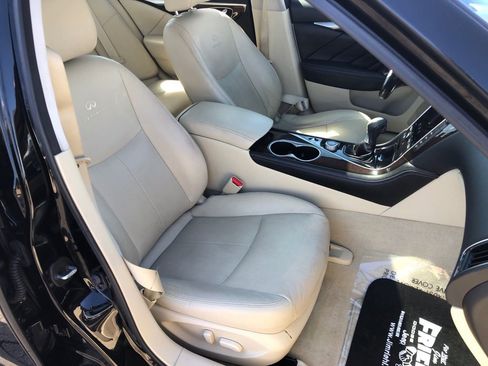 Used 2014 INFINITI Q50 Premium w/ Deluxe Touring Package image 24