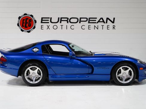 Used 1997 Dodge Viper GTS RWD image 5