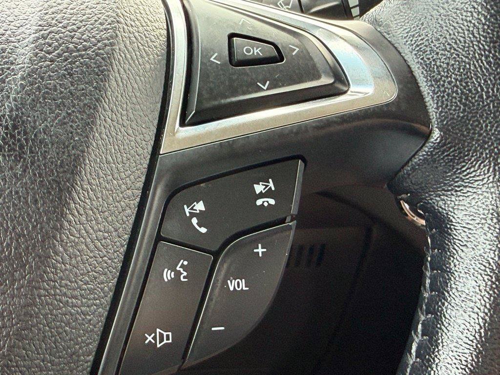 Used 2023 Ford Edge Titanium AWD/4WD image 19