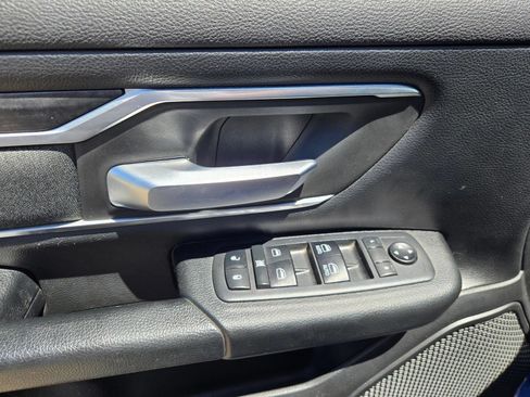 Used 2019 RAM 1500 Big Horn RWD image 20