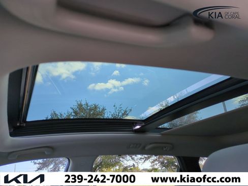 Used 2017 Hyundai Santa Fe Sport image 21