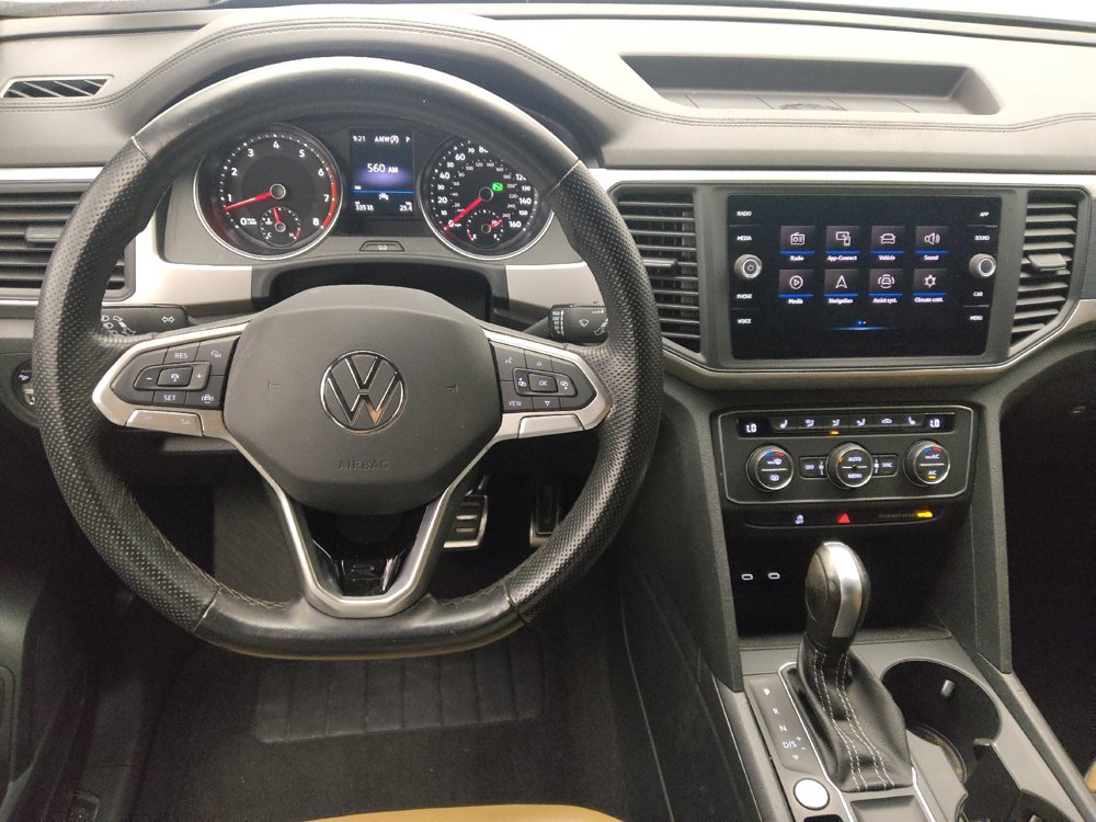 Used 2021 Volkswagen Atlas Cross Sport SE w/ Panoramic Sunroof Package FWD image 22