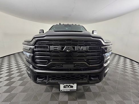 New 2026 RAM 2500 Laramie AWD/4WD image 9