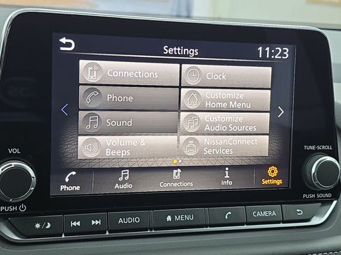 New 2026 Nissan Rogue SV w/ Cold Weather Package AWD/4WD image 21