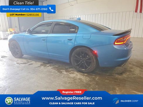 Used 2016 Dodge Charger SXT w/ Plus Group RWD image 3