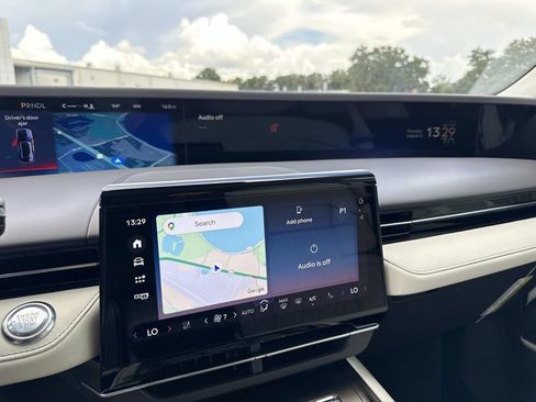 New 2026 Lincoln Nautilus Black Label AWD/4WD image 23