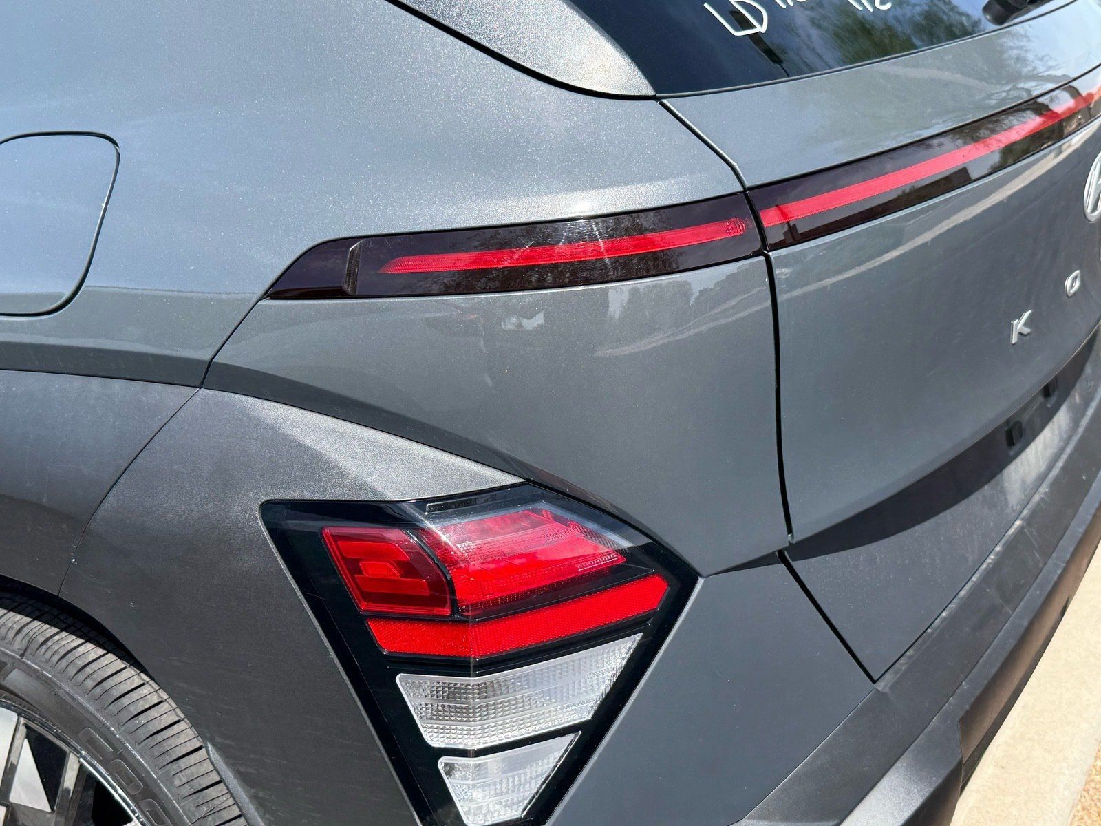 Used 2025 Hyundai Kona SEL FWD image 9